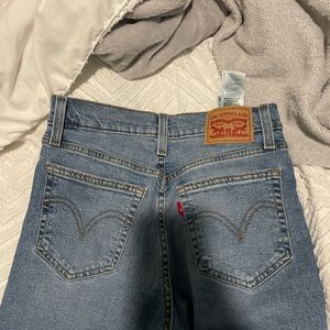 Levi’s straight leg jeans